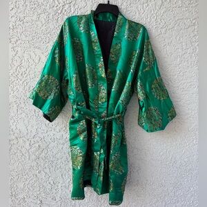 Vintage Embroidered Satin Silk Green Asian Oriental Kimono / Robe size L-XL